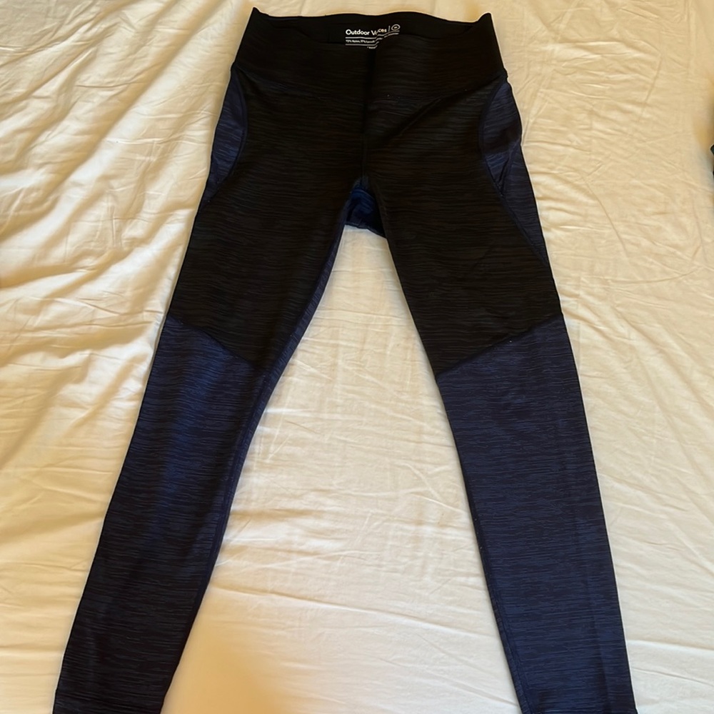 Outdoor Voices black & navy legging